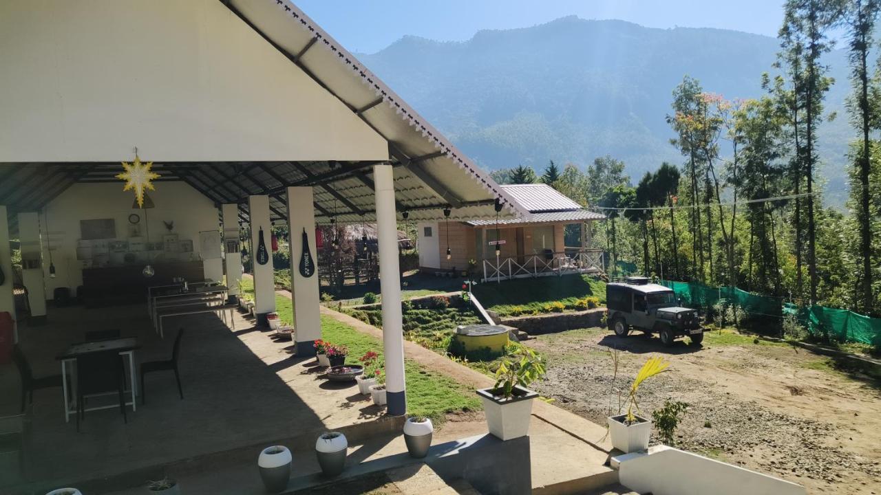 Happy Holidays Resort Kanthalloor Exterior photo